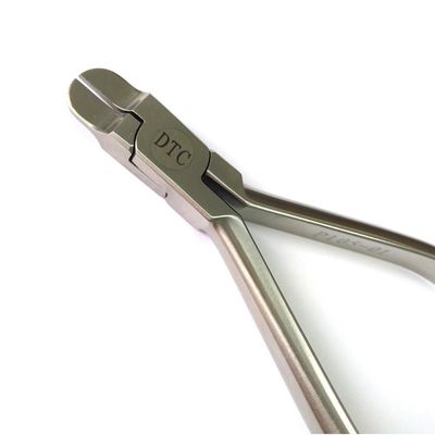 Las pinzas de torsión ortodónticas dentales compatibles con la norma ISO para un tratamiento ortodóntico eficaz