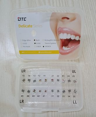 Brackets ortodónticos de la serie DTC Delicate con certificación ISO y vida útil de 3 años