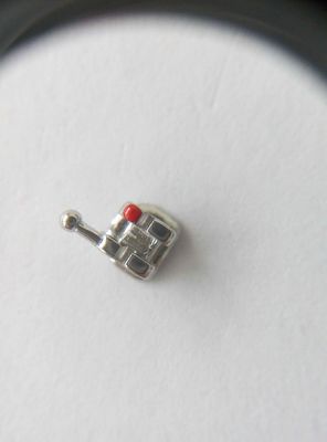 Acero loco de venta Sino Ortho Dental Brackets ortodoncia con 3 años de vida útil