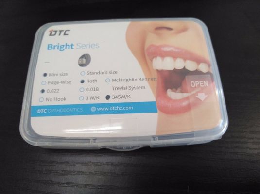 Los soportes dentales DTC certificados CE ISO son la opción de moda para el tratamiento de ortodoncia