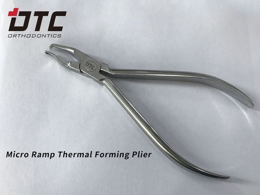 Materiales ortodónticos manuales Las tenazas para lágrimas Alignador de micro rampas Las tenazas de formación térmica
