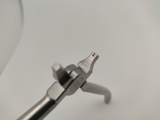 Las tenazas de gancho de acero inoxidable son la solución definitiva para los materiales de ortodoncia